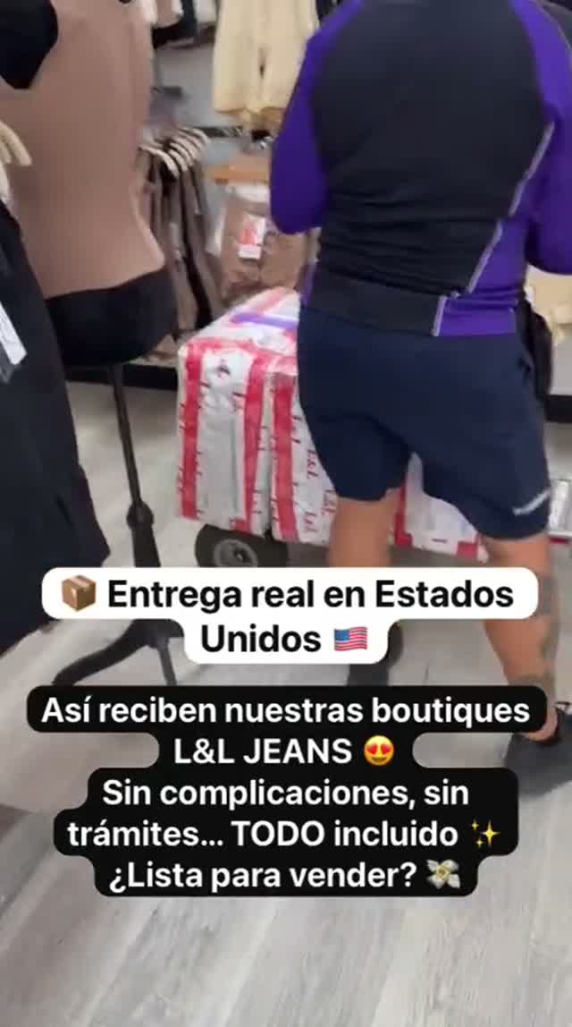 Entrega real de pedido L&L en una boutique de Estados Unidos